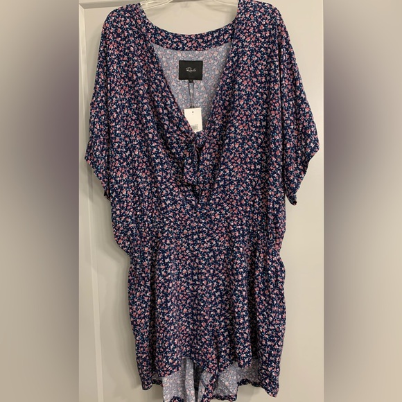 Rails Minka Tie Front V Neck Short Sleeve Mini Romper Blue/Pink Floral - Large - Picture 8 of 12